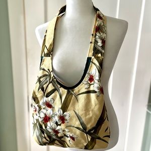 NWOT floral bag with drawstring interior